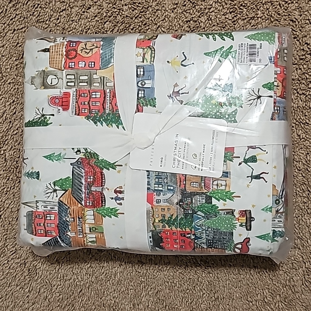 Pottery Barn Organic Christmas in the City King Sheet Set